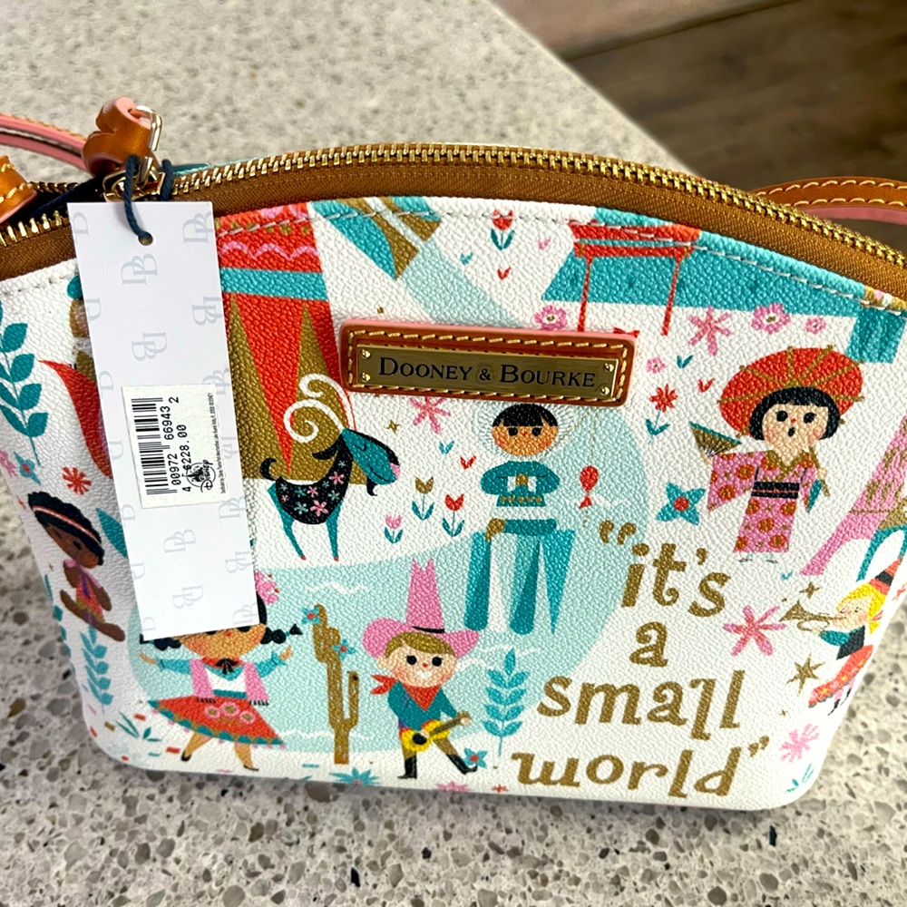 NWT Dooney & Bourke Crossbody